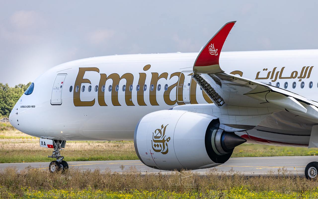 Первый Airbus A350 авиакомпании Emirates готовится к первому полёту