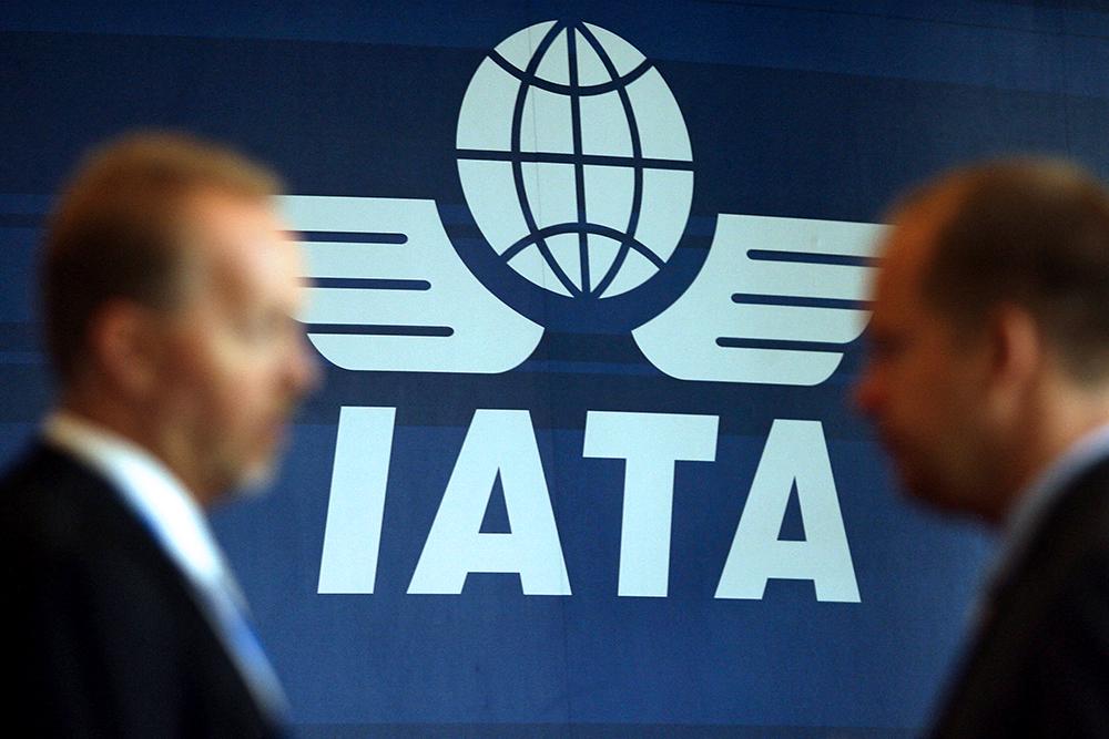 IATA предупреждает о потерях авиакомпаний из-за задержек поставок