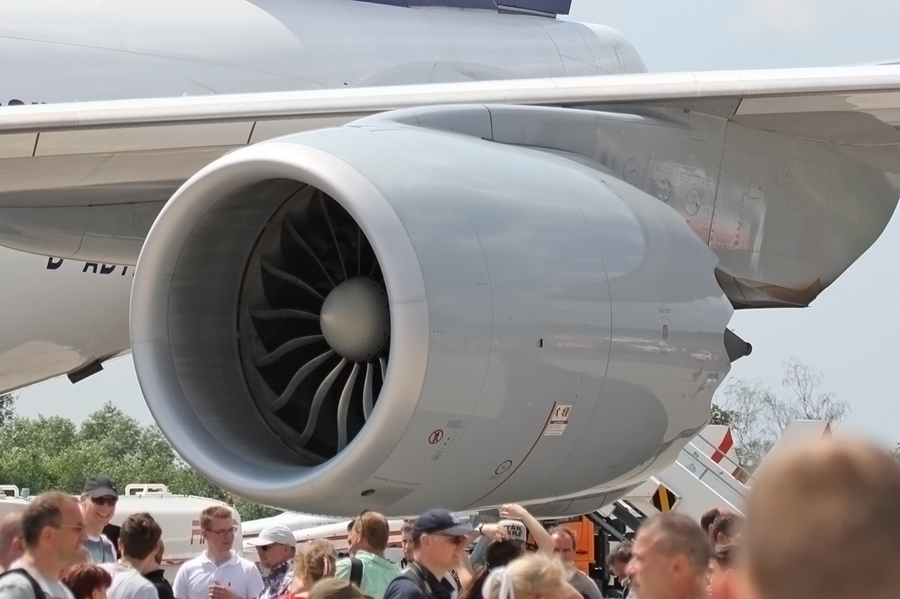 General Electric GEnx-2B