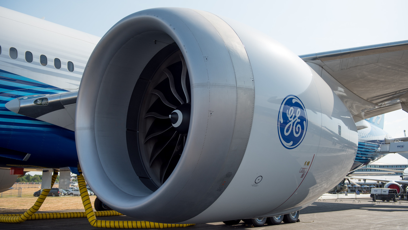 GE9X