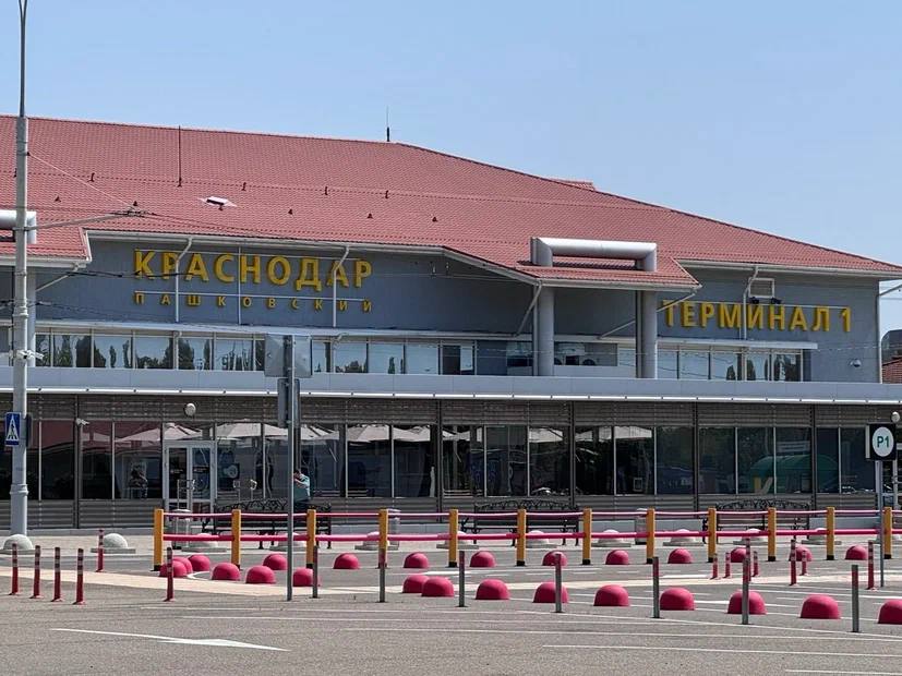 Минтранс открыл аэропорт Краснодар для дневных рейсов