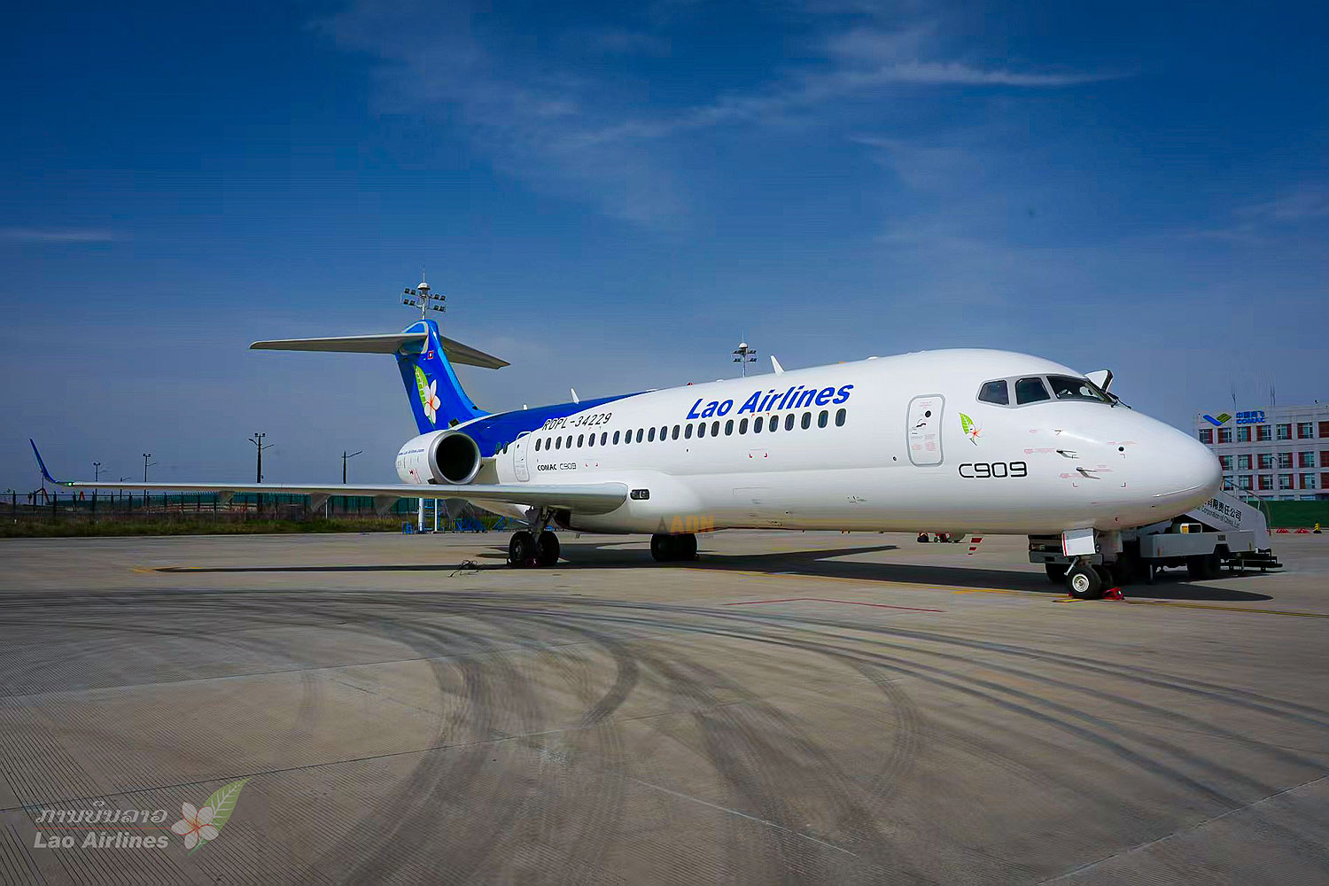 COMAC приобрела 49% в Lao Airlines